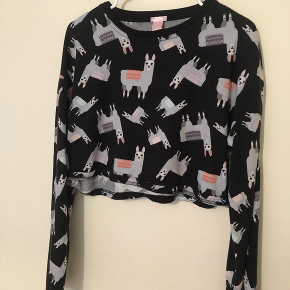 A crop top pj top - Picture 1 of 3